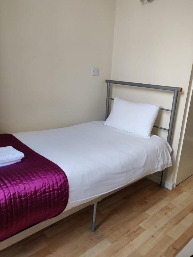 Kings Cross Hotel Лондон Екстериор снимка