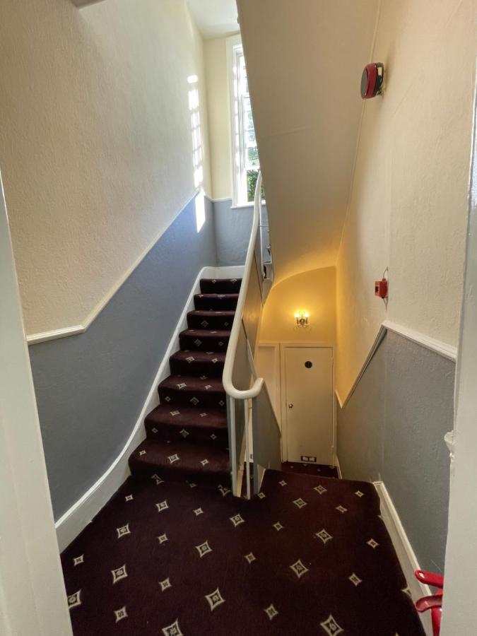 Kings Cross Hotel Лондон Екстериор снимка