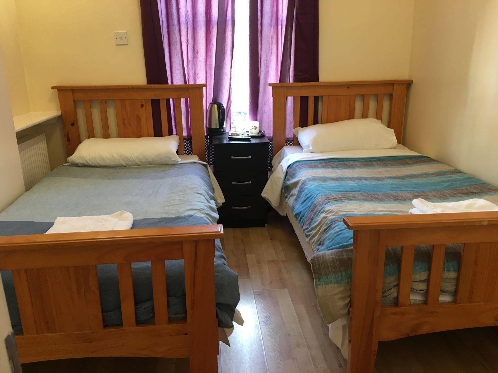 Kings Cross Hotel Лондон Екстериор снимка
