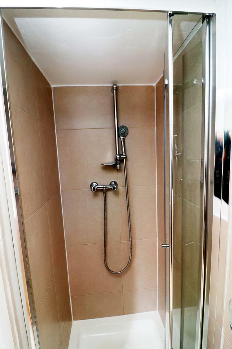Kings Cross Hotel Лондон Екстериор снимка