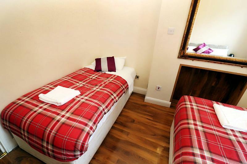 Kings Cross Hotel Лондон Екстериор снимка