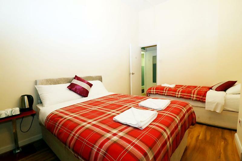 Kings Cross Hotel Лондон Екстериор снимка